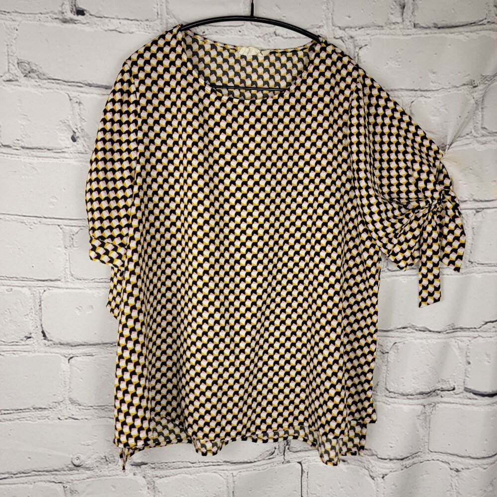 Everleigh Womens M Short Sleeve Tie Sleeve‎ Blouse Top Office 70s Inspired